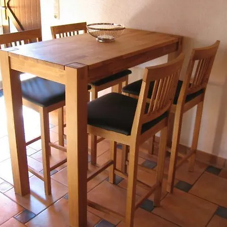 Ferienhaus-lind בית נופש Wimbach